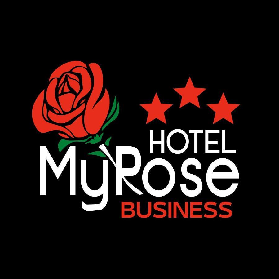 Hotel My Rose บาทูมิ ภายนอก รูปภาพ