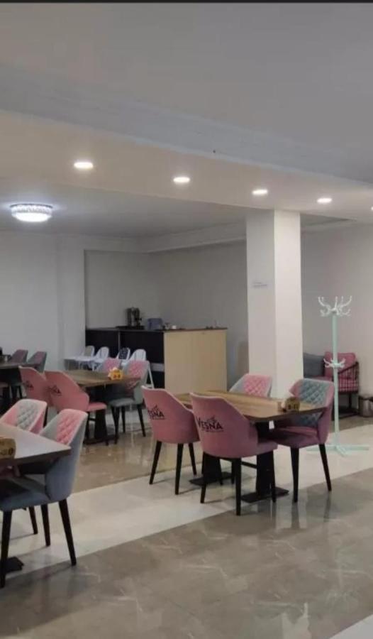 Hotel My Rose บาทูมิ ภายนอก รูปภาพ