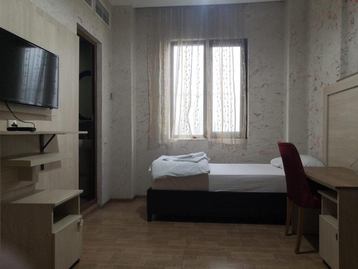 Hotel My Rose บาทูมิ ภายนอก รูปภาพ
