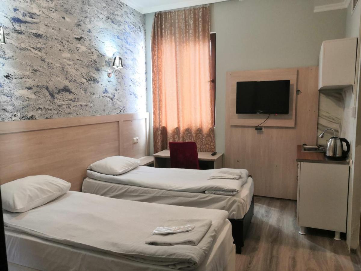Hotel My Rose บาทูมิ ภายนอก รูปภาพ